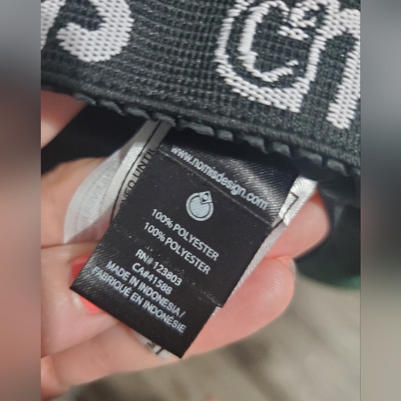 Ladies Nomis Snowboard Jacket Small - Picture 10 of 10